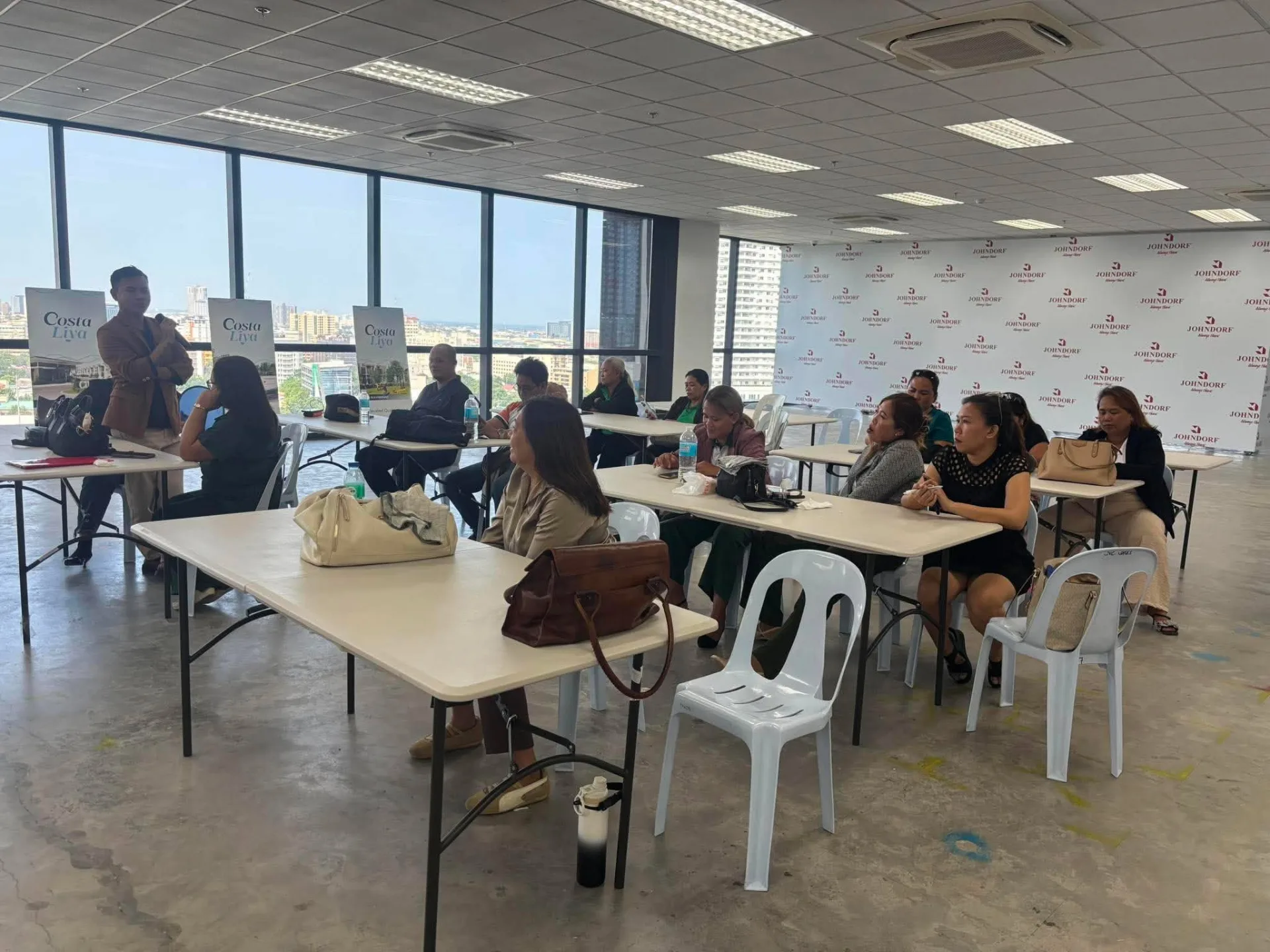Focus Group Orientation and Interview at JOHNDORF